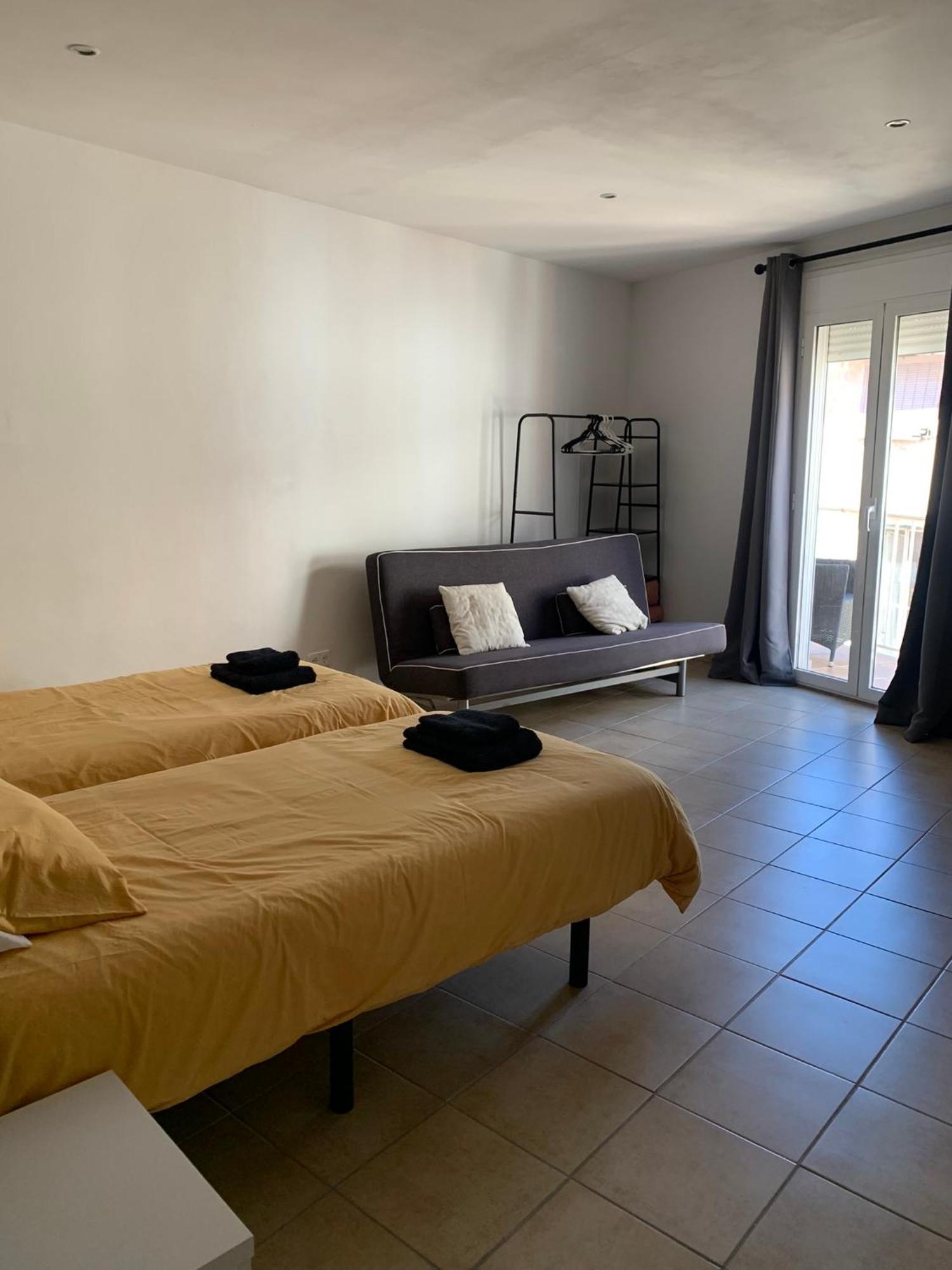 Hostal Casa Michaels Mora d'Ebre Exterior foto